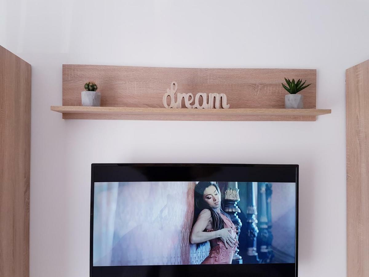 Dream Apartment Brasov - West 外观 照片
